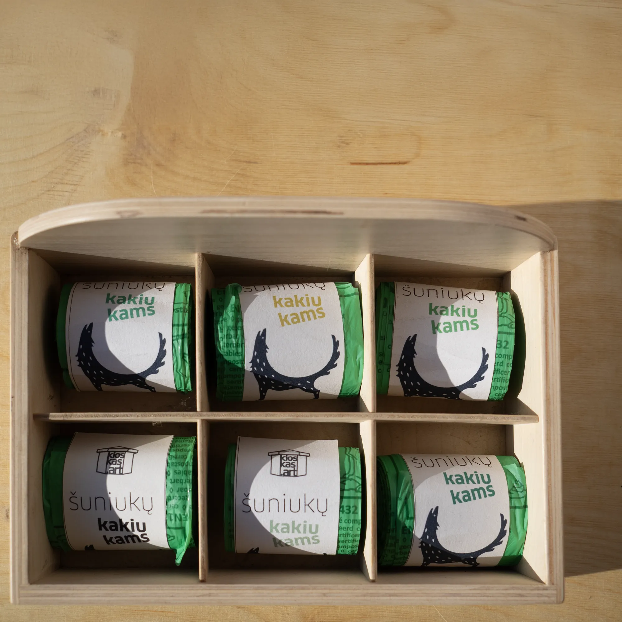 kompostuojami-maišeliai-šunims-atliekoms-suyrantys-ekološgiški