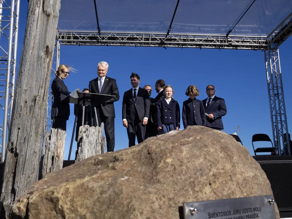 Mindaugas Skritulskas Šarūnas Vaitkus Gitanas Nausėda sventosios-uosto-statyba-2026