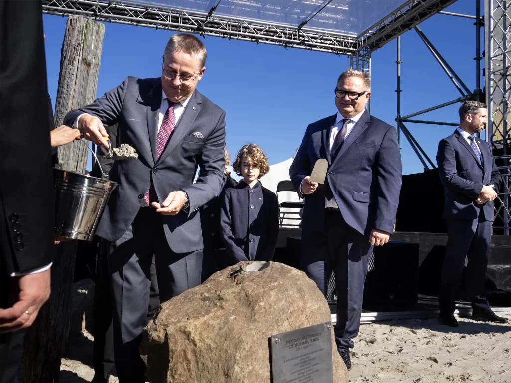 Mindaugas Skritulskas Šarūnas Vaitkus Gitanas Nausėda sventosios-uosto-statyba-2026