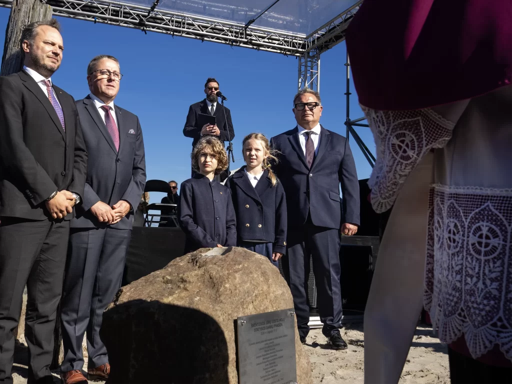 Mindaugas Skritulskas Šarūnas Vaitkus Gitanas Nausėda sventosios-uosto-statyba-2026
